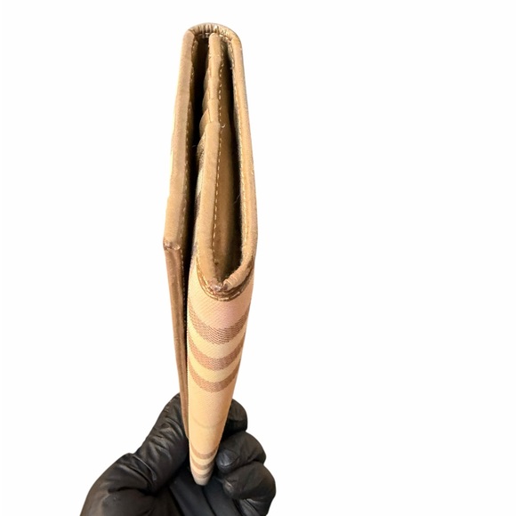 Burberry Candy Check Foldover Long Wallet (A229) - Picture 8 of 16